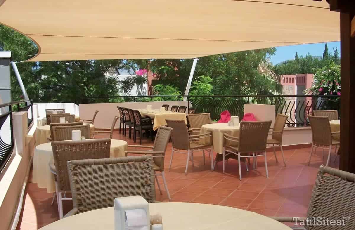 Kriss Hotel