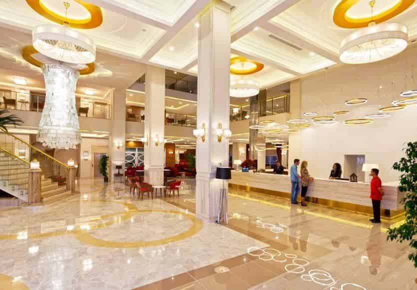 Royal Garden Select Hotel