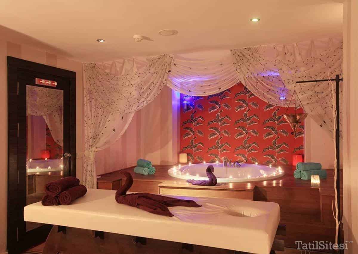 Tac Premier Hotel & Spa