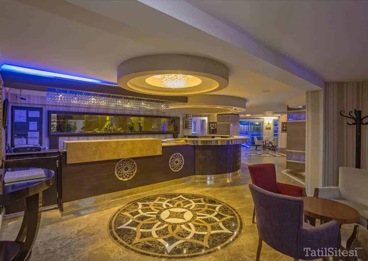 Tac Premier Hotel & Spa