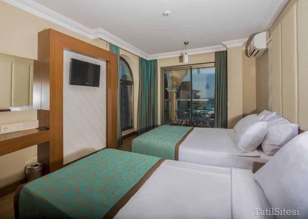 Tac Premier Hotel & Spa