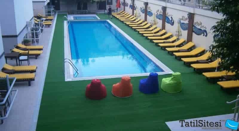 Nar Hotel 