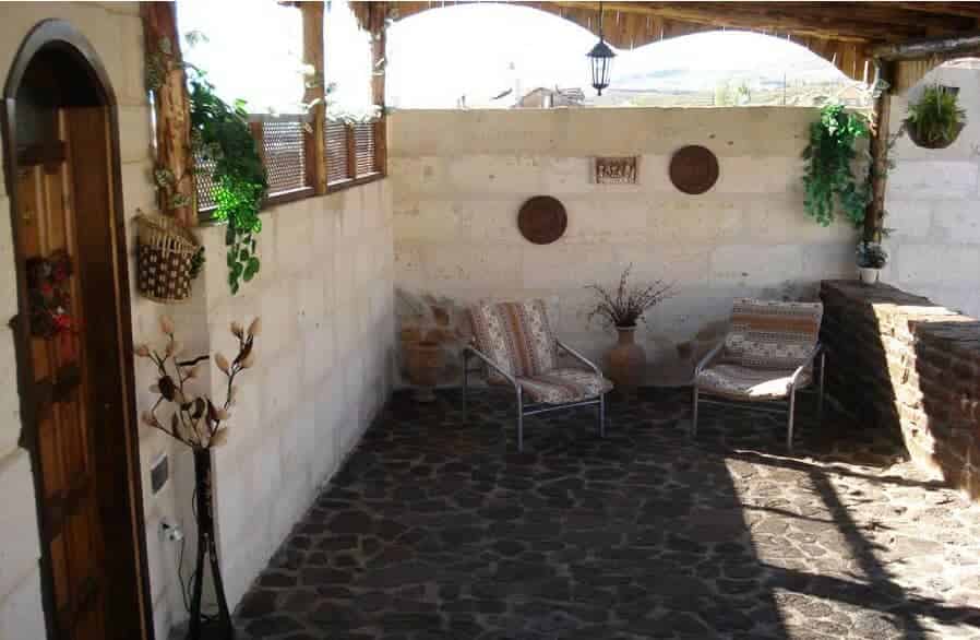 Adanos Konuk Evi