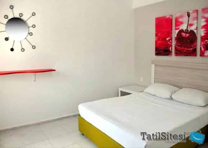 Club Cherry Hotel & Family Suites 