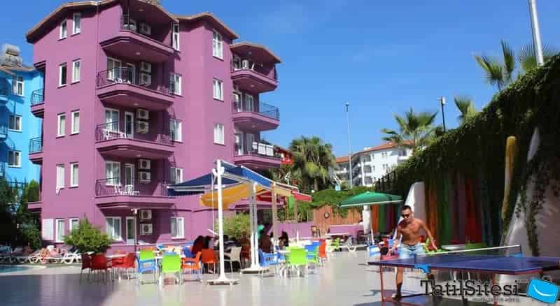 Rainbow Castle Hotel