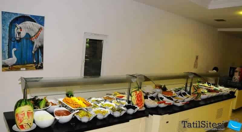 Rainbow Castle Hotel