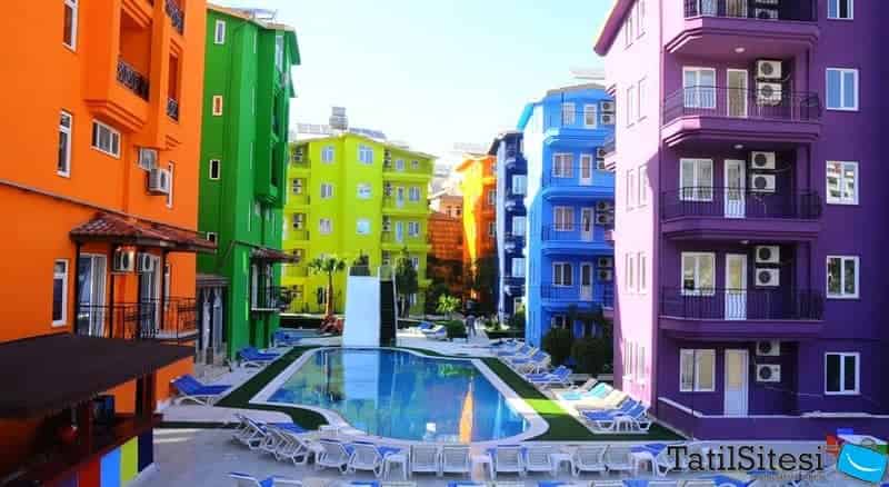 Rainbow Castle Hotel