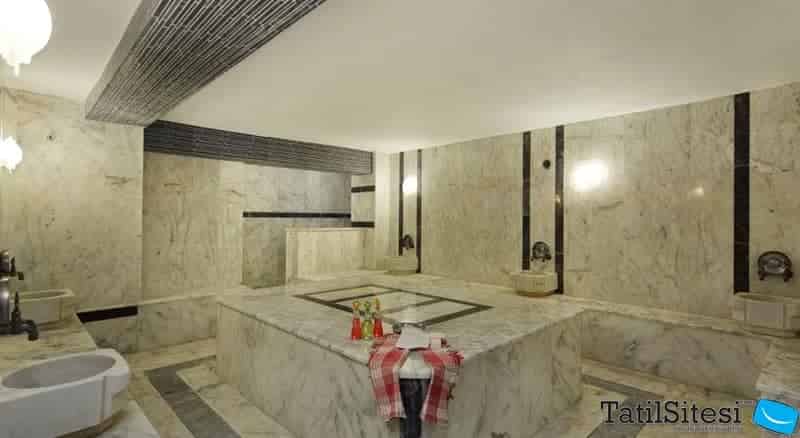 Larissa Beach Club Side 