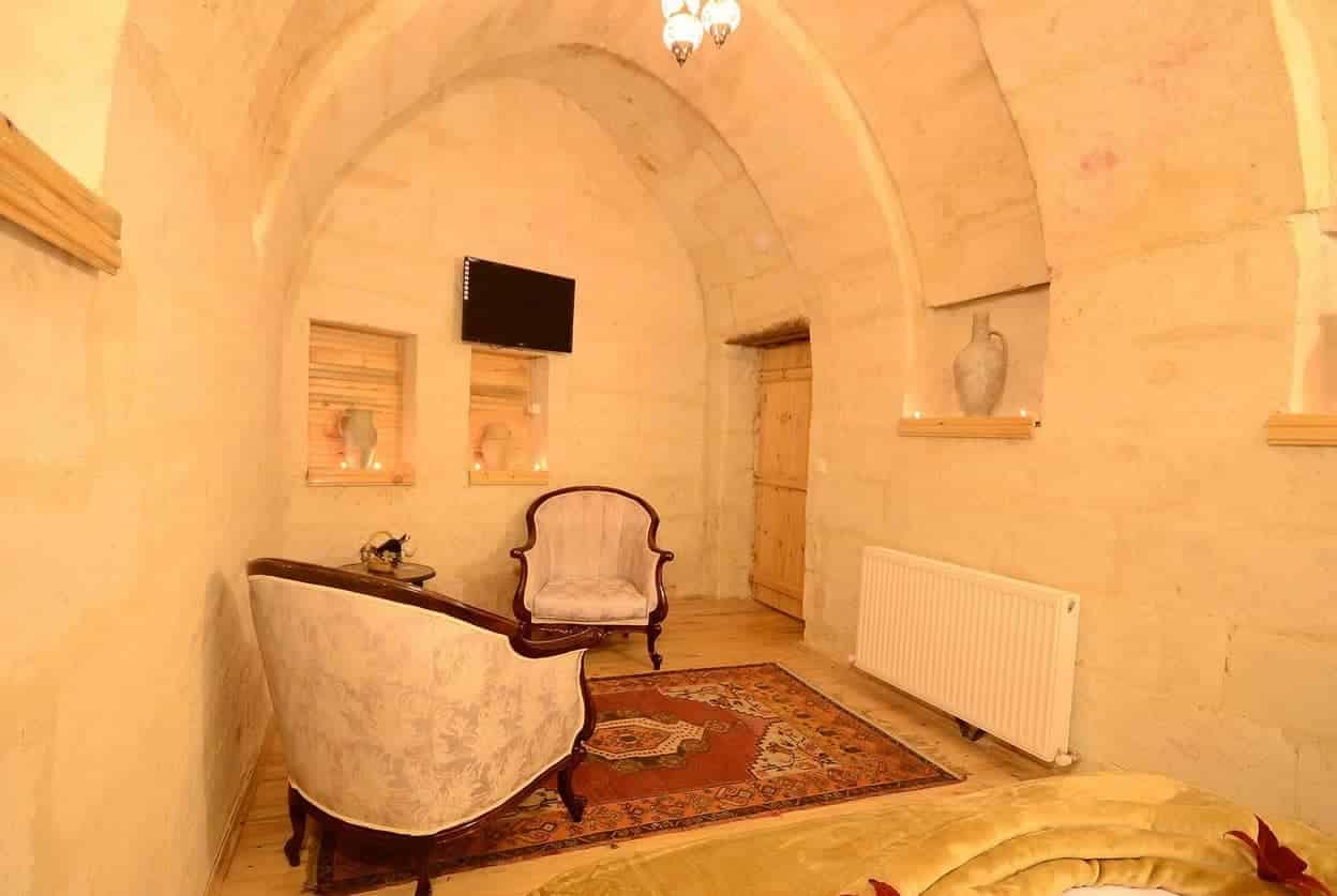 Alexander Cave House