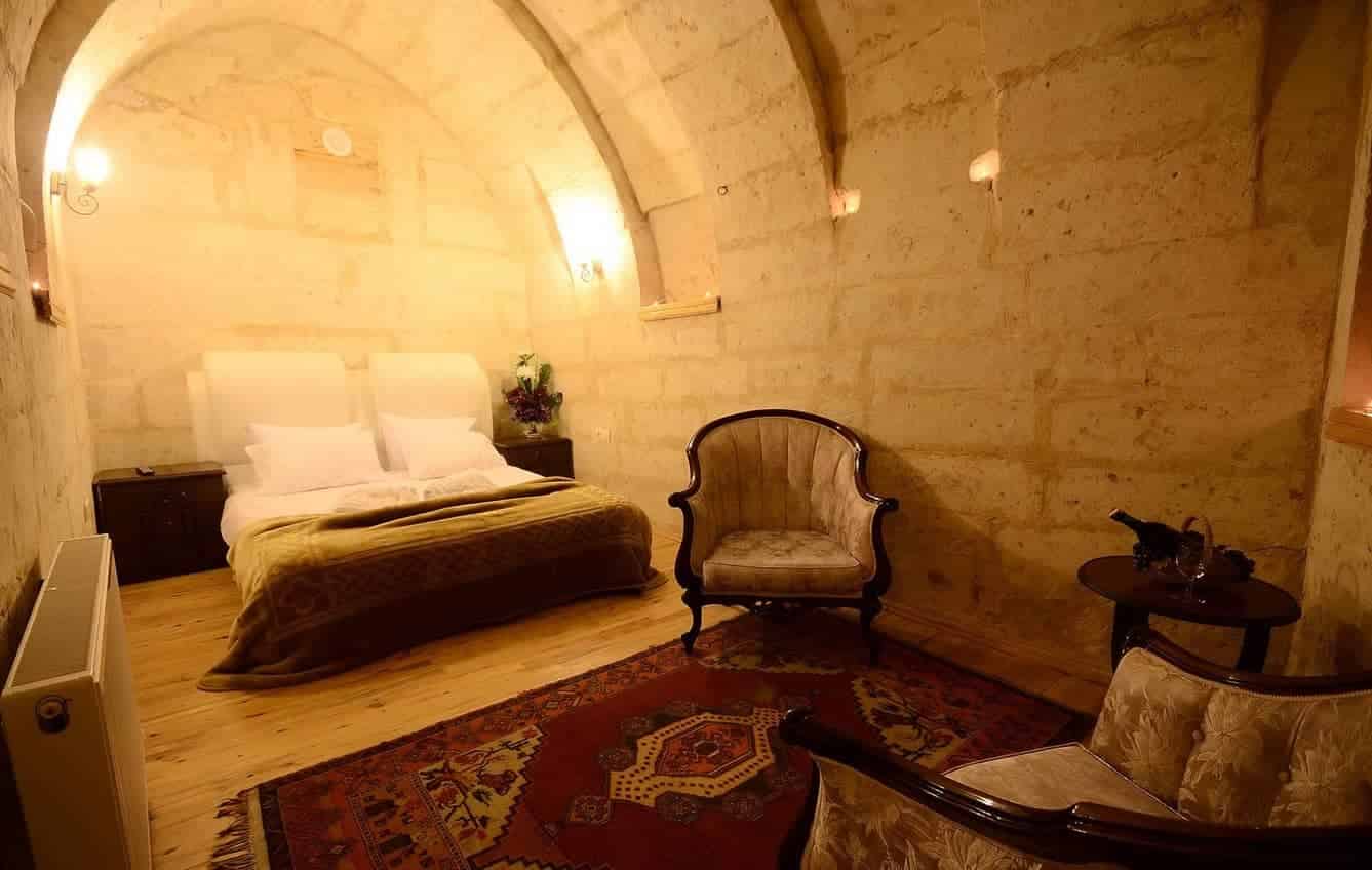 Alexander Cave House