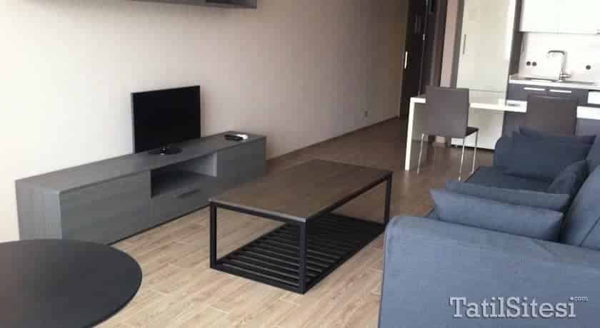 Delmar Suites Residence