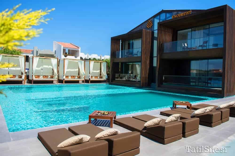 Encoreist Hotel And Lounge