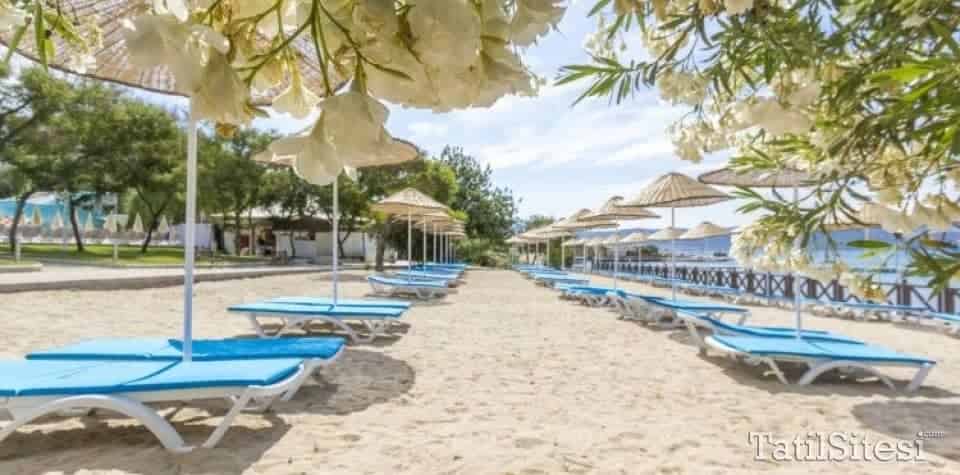 Carpe Mare Beach Resort