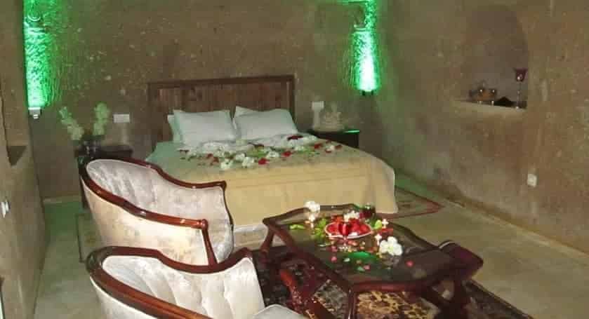 Alexander Cave House