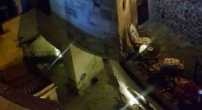 Amor Cave House