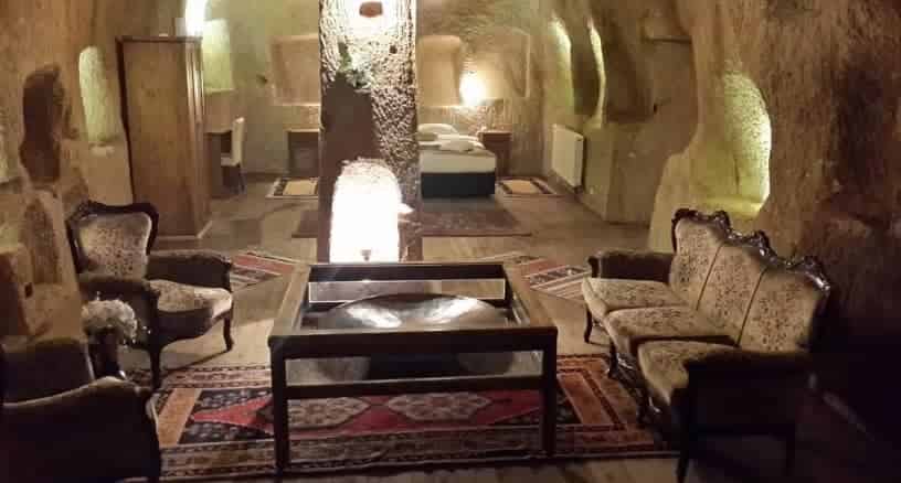 Amor Cave House
