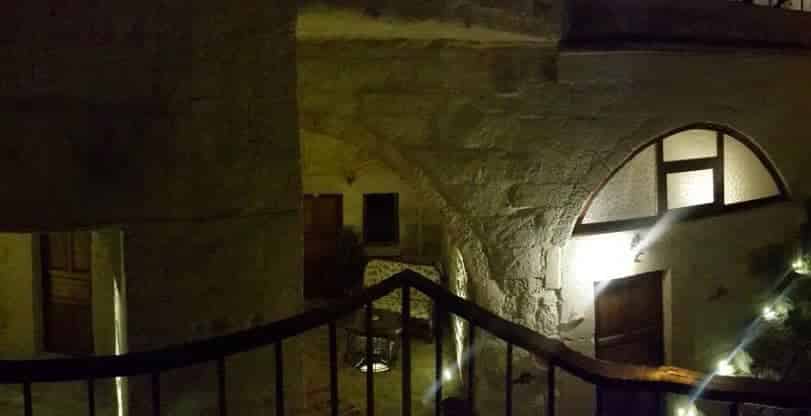 Amor Cave House