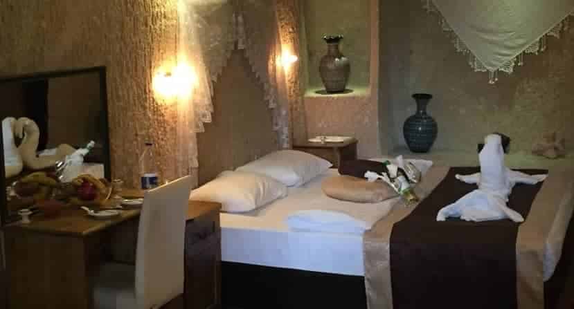 Amor Cave House