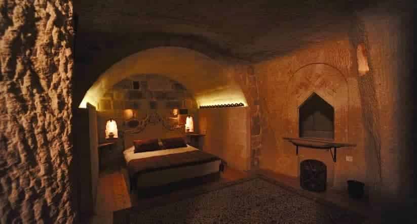Anitya Cave House