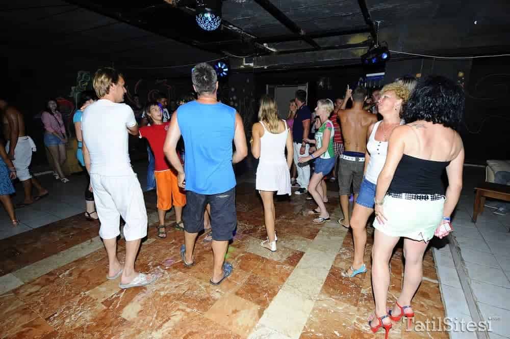 Armoni Paradise Hotel