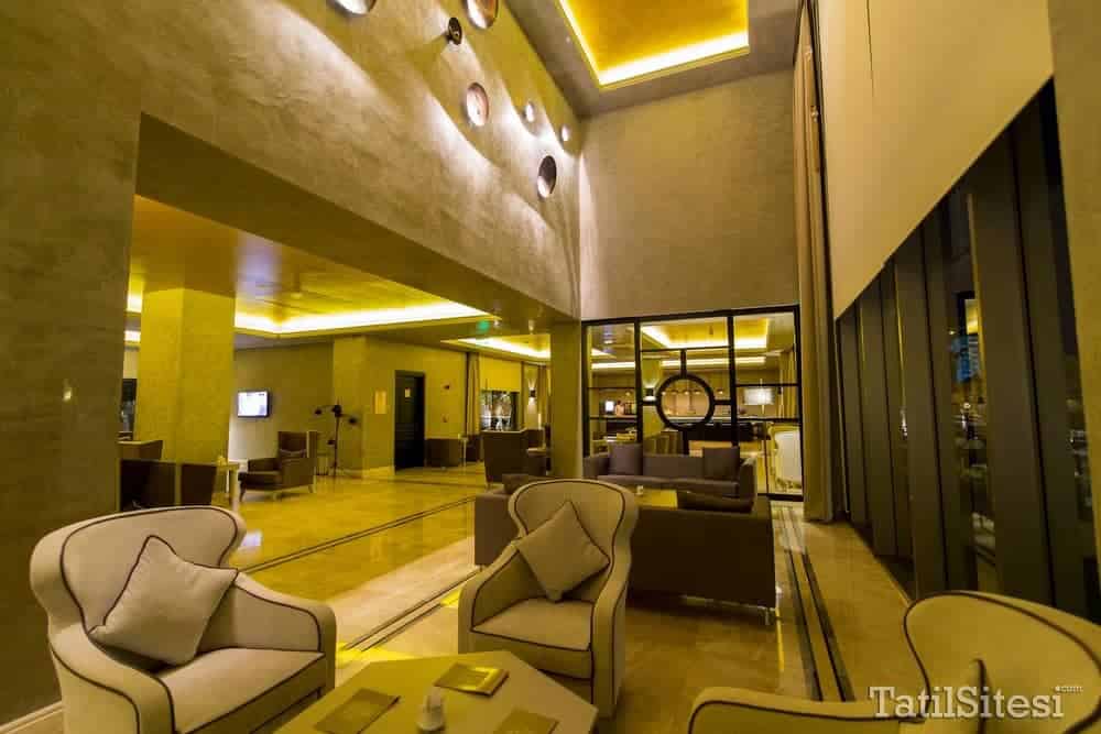 Aurum Moon Holiday Resort