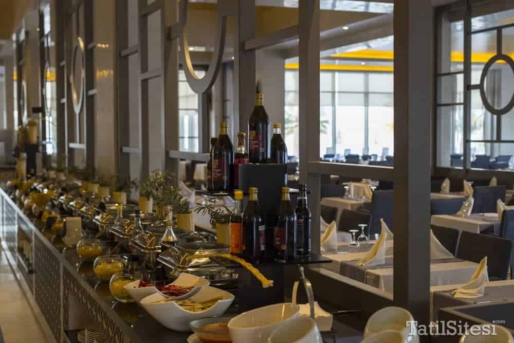 Aurum Moon Holiday Resort