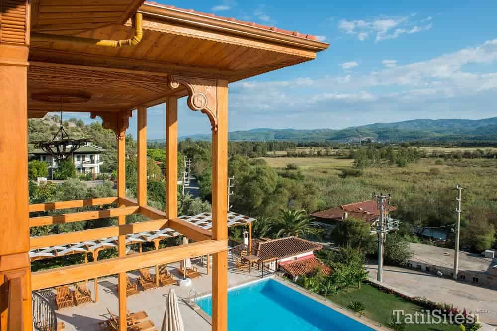 Otel Azmakhan Deluxe