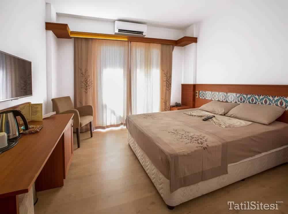 Otel Azmakhan Deluxe