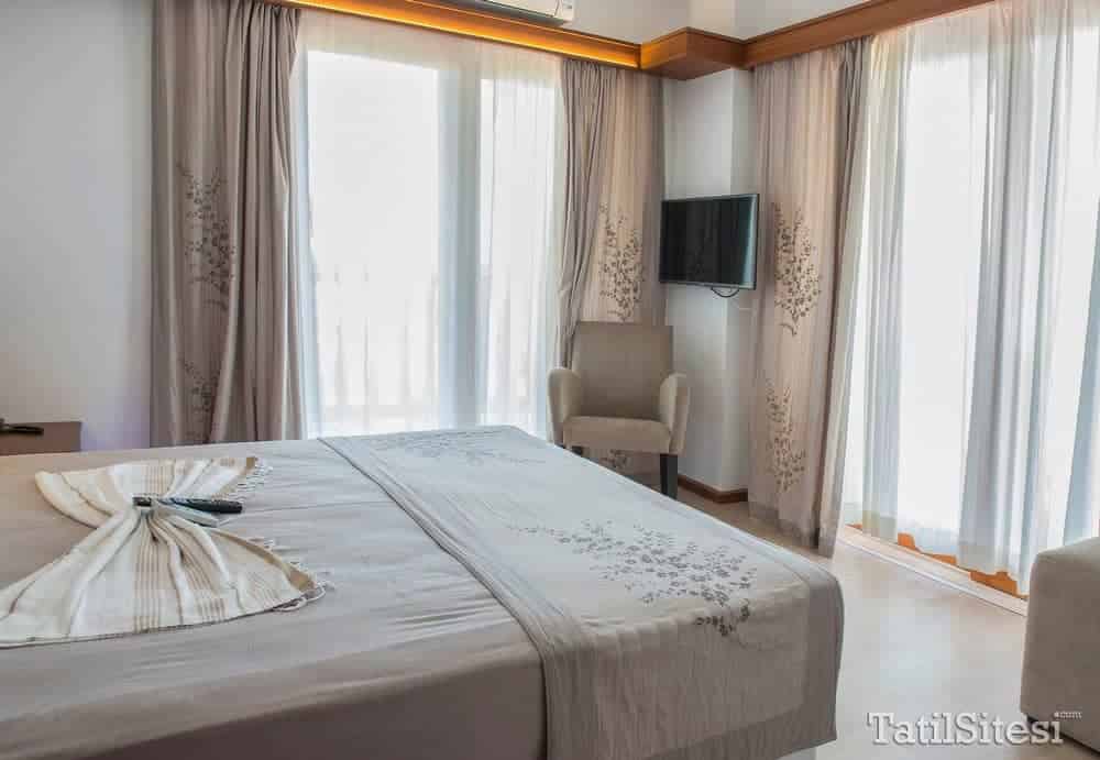 Otel Azmakhan Deluxe