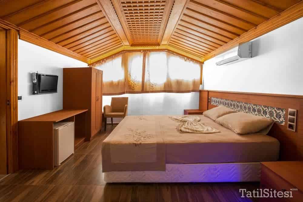 Otel Azmakhan Deluxe