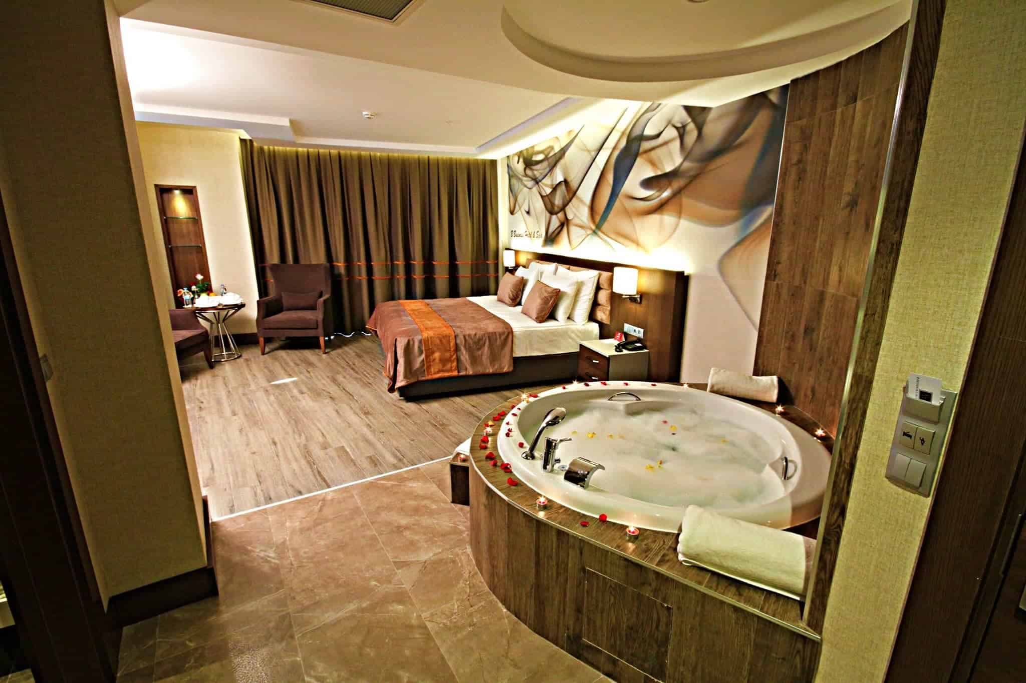 B Business Hotel Spa