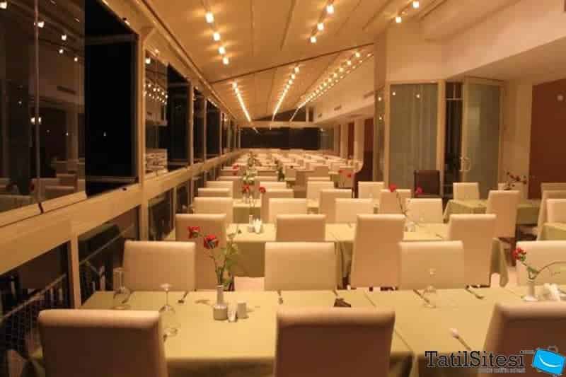 Coast Light Hotel (Passive)