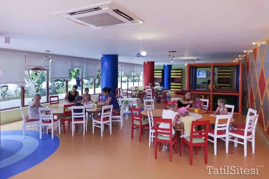 Club Grand Side