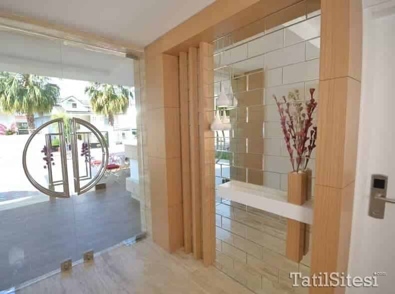 Doc`s Boutique Hotel  