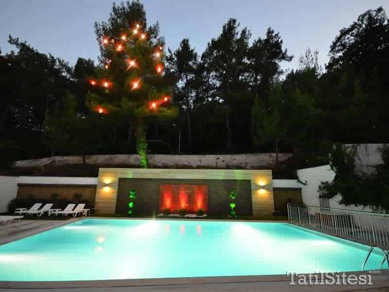 Doc`s Boutique Hotel  