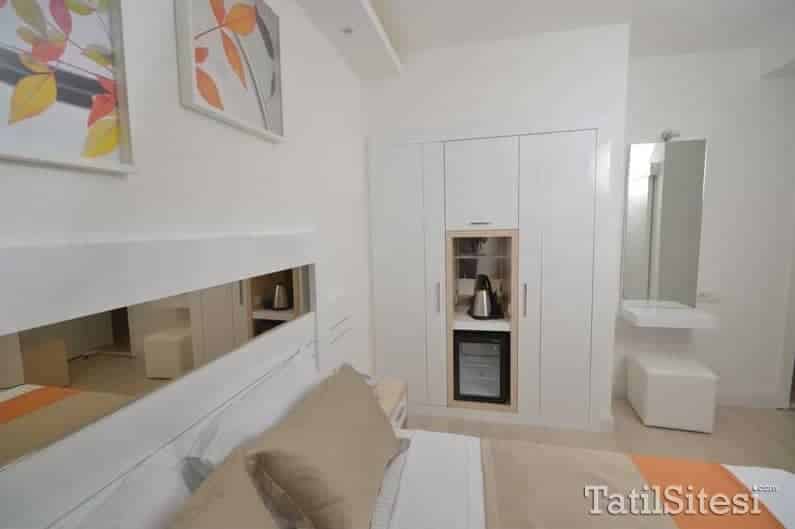 Doc`s Boutique Hotel  