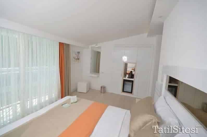 Doc`s Boutique Hotel  