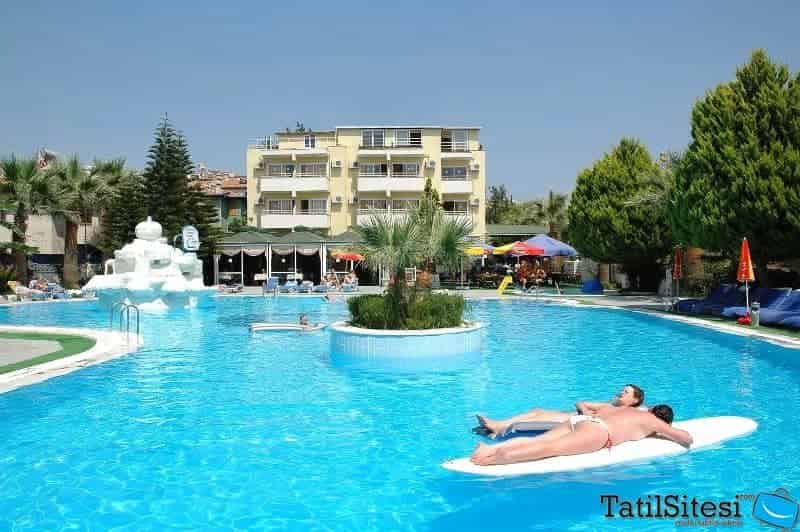 Tropicana Garden Hotel