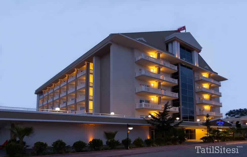 Justiniano Deluxe Resort