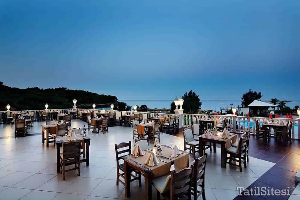 Justiniano Deluxe Resort