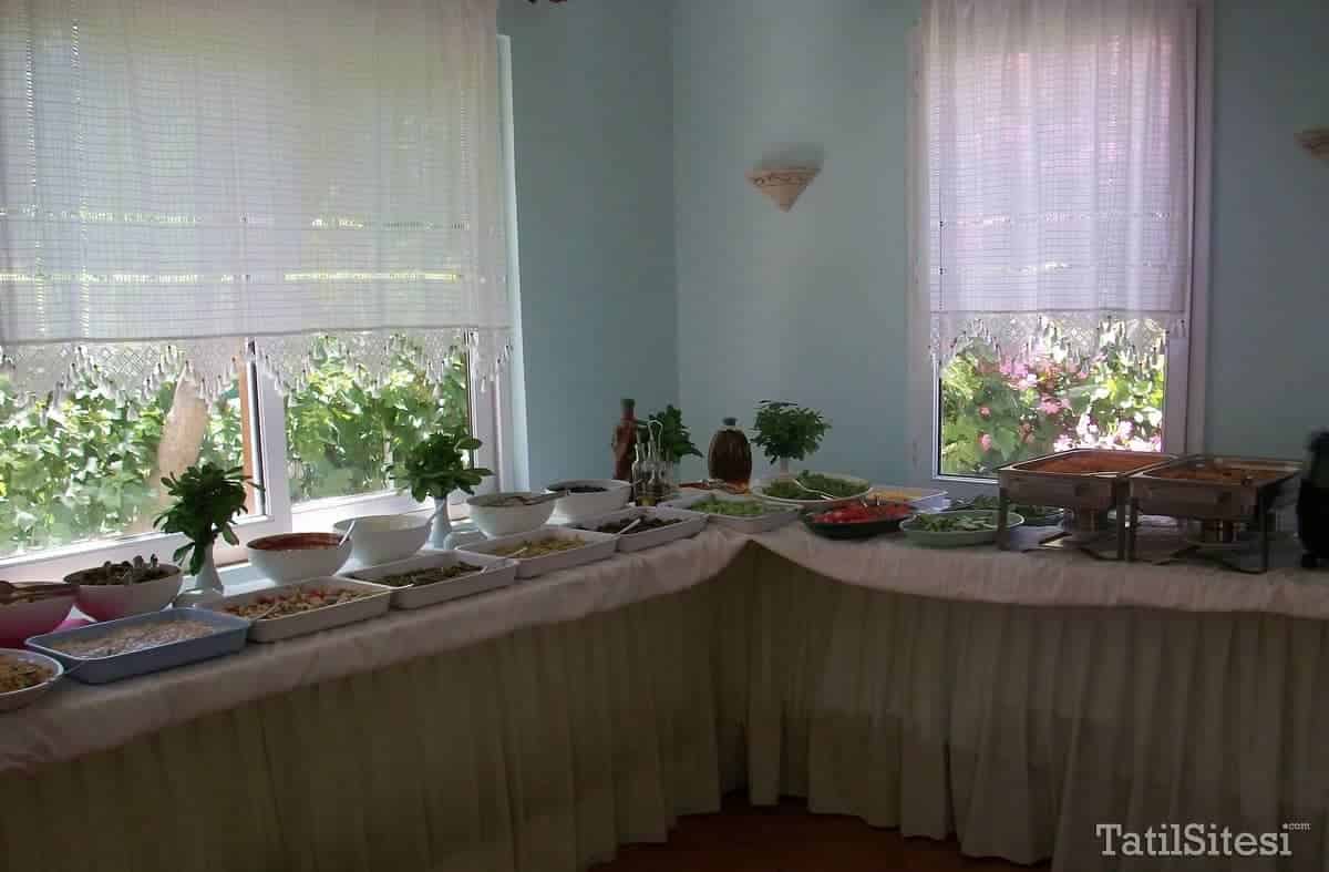 Kriss Hotel