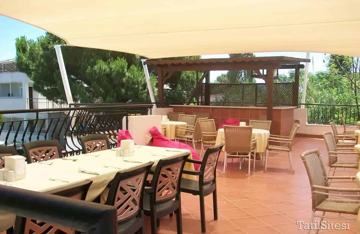 Kriss Hotel