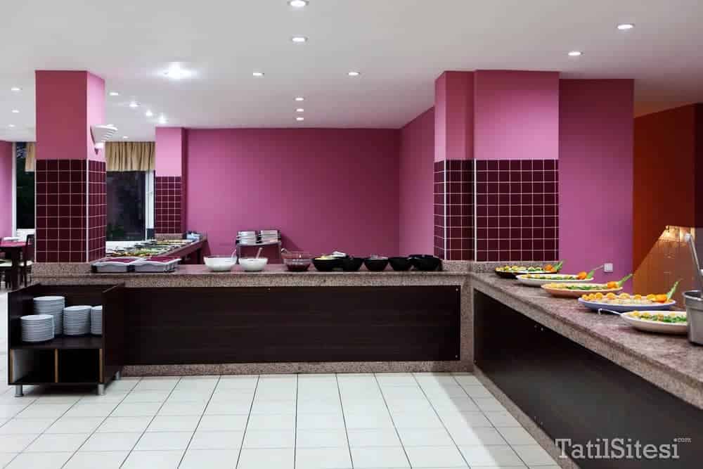 Larissa Garden Hotel