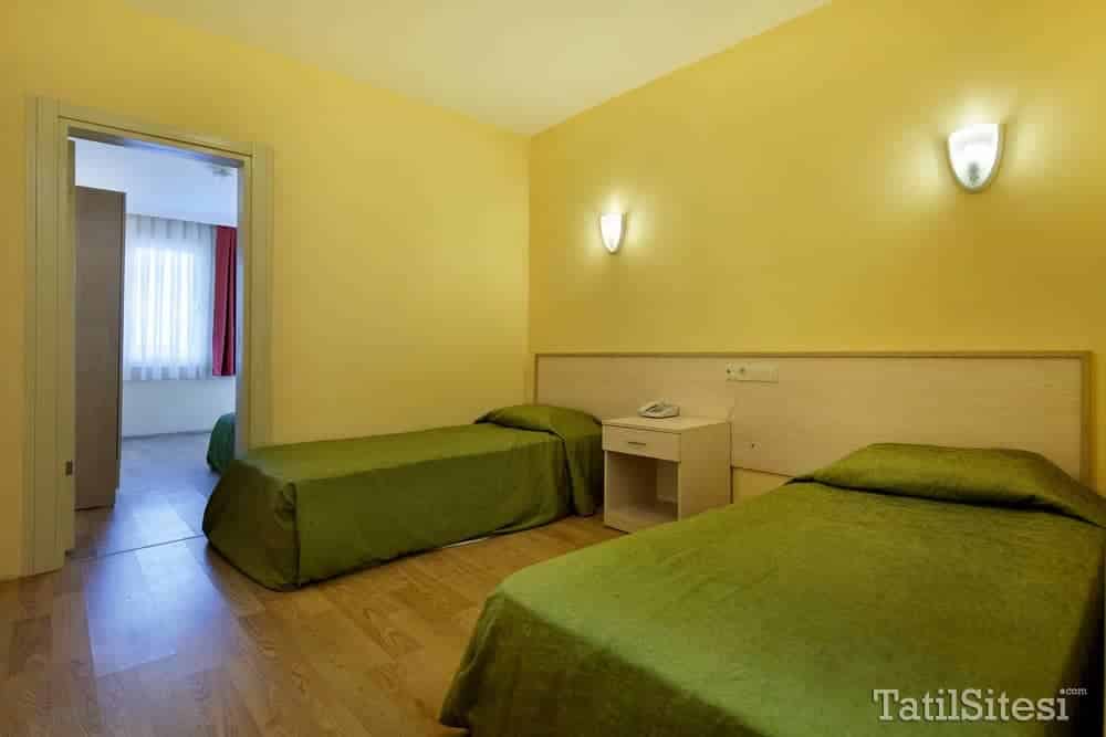 Larissa Garden Hotel