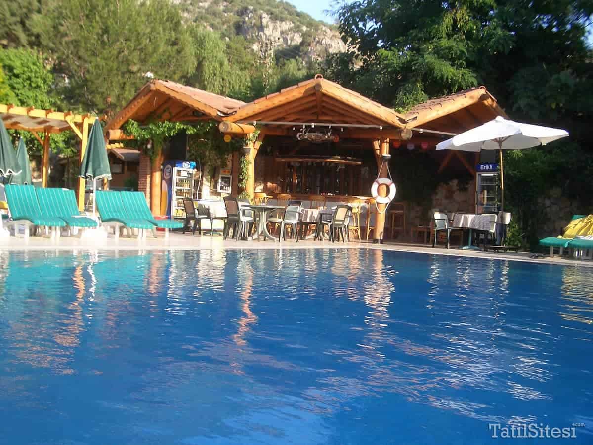 Perdikia beach hotel 3