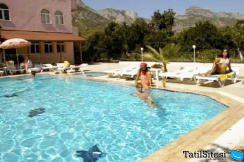 Derin Hotel