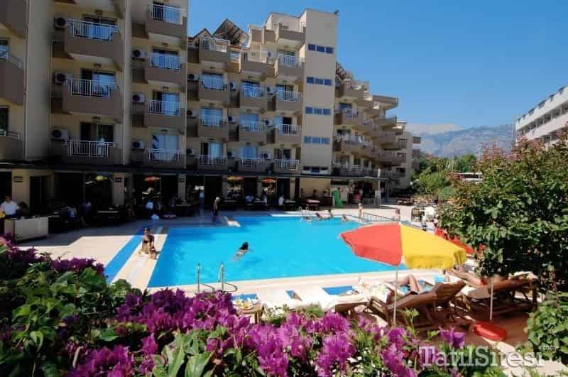 Viking Nona Beach Hotel