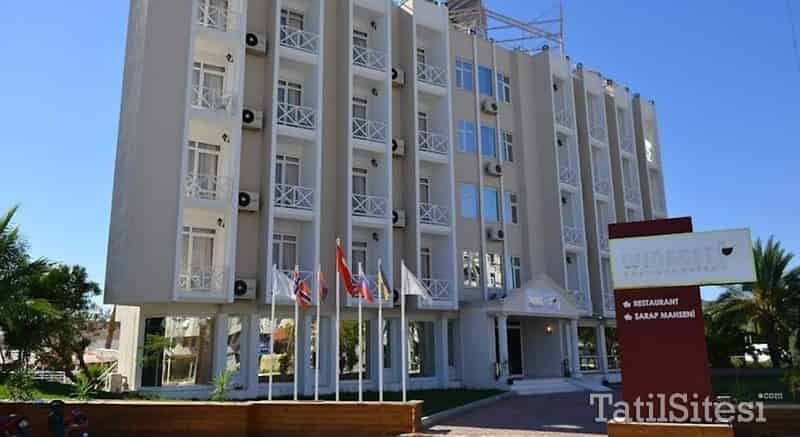 Winecity Hotel
