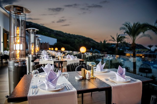 Acapulco Resort Hotel & Convention & SPA