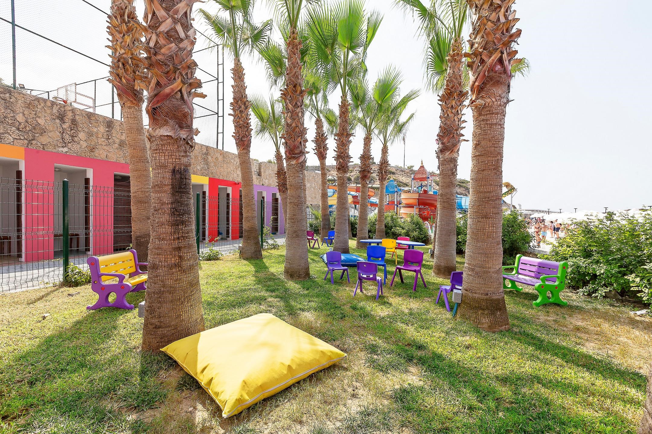 Acapulco Resort Hotel & Convention & SPA